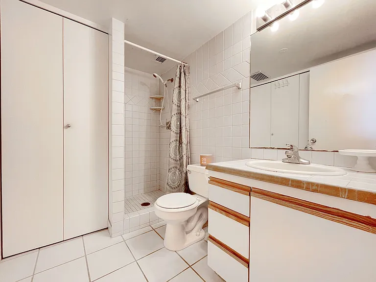 400 Hobron Ln #2306 — Photo 7