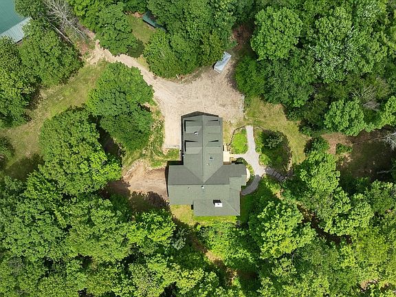 3rd image of 41 Fisher Mountain Rd
