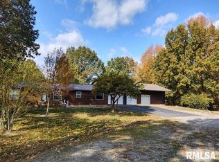 560 Oak Grove Rd, Vienna, IL 62995