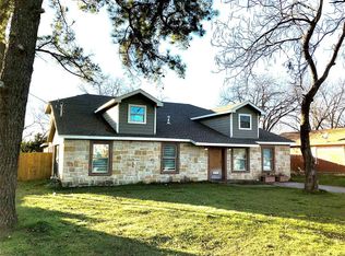 1521 Greenlawn Dr, Dallas, TX 75253