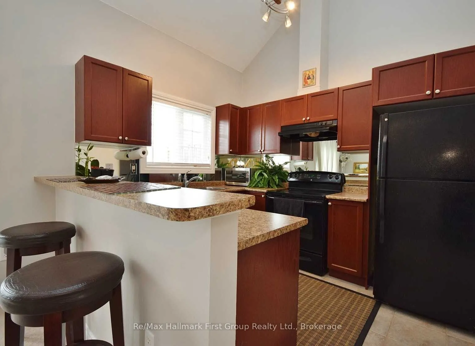 1 bed, $1,030 — Photo 2