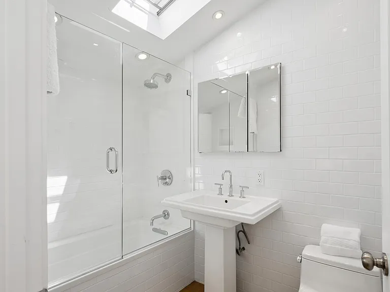 21 Mako Ln — Photo 8