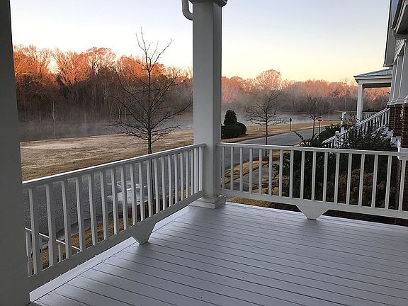Front porch view of lake