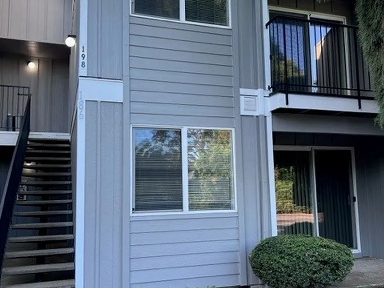 154-Sandy Dr Apts — Photo 44
