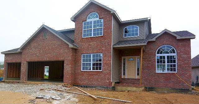 1st image of 1914 W Forestglen Dr
