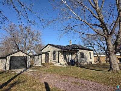 511 N Main Ave, Bridgewater, SD, 57319