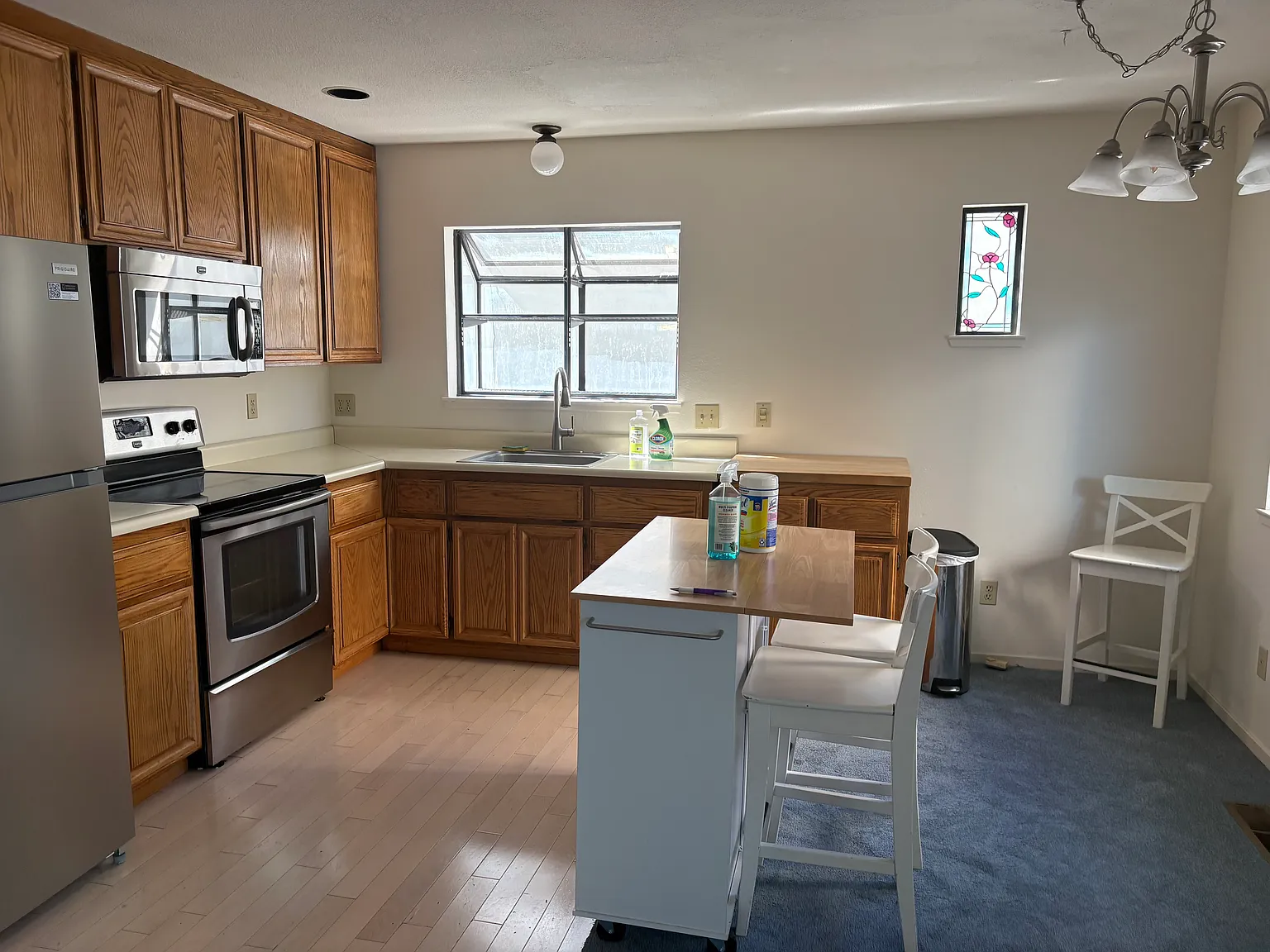 2 bed, 1000 sqft, $3,400 — Photo 4