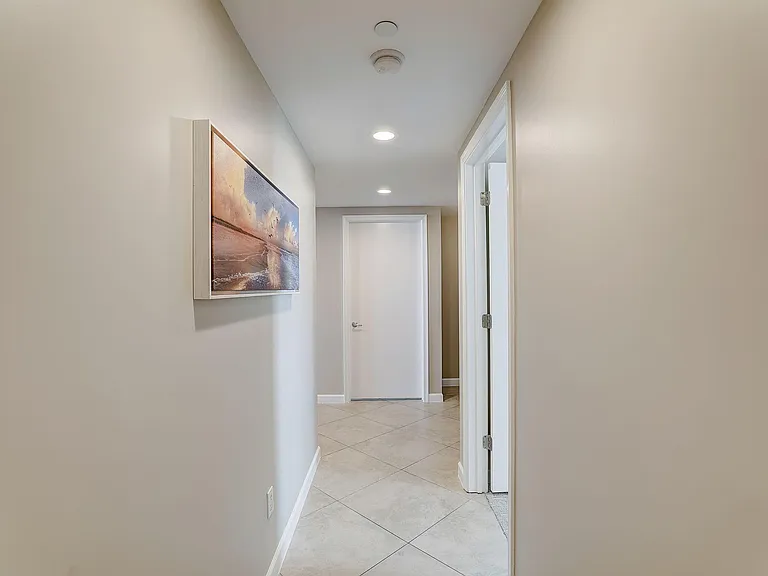 2650 Lake Shore Dr #804 — Photo 36