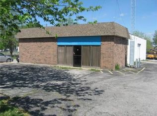 12401 Grandview Rd, Grandview, MO 64030