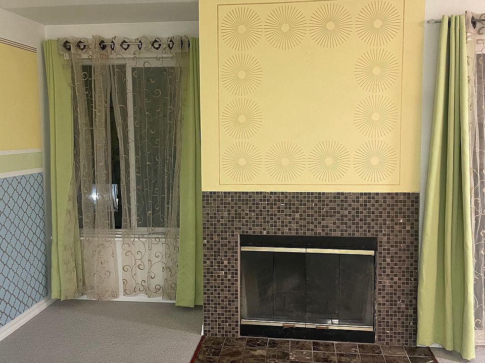 1st image of 12412 109th Ct NE APT C304