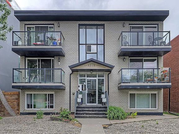 2nd image of 1715 E 13th St SW #10