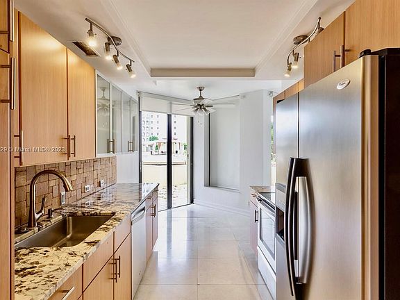 2nd image of 20191 E Country Club Dr APT 408