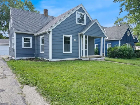 921 Michigan AVENUE, Waukesha, WI 53188