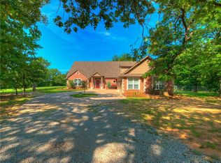 1674 S Fishmarket Rd, McLoud, OK 74851