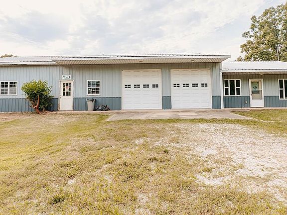 2nd image of 10209 Circle Rd