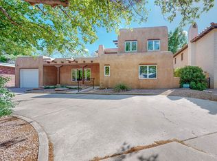911 Idlewilde Ln SE, Albuquerque, NM 87108