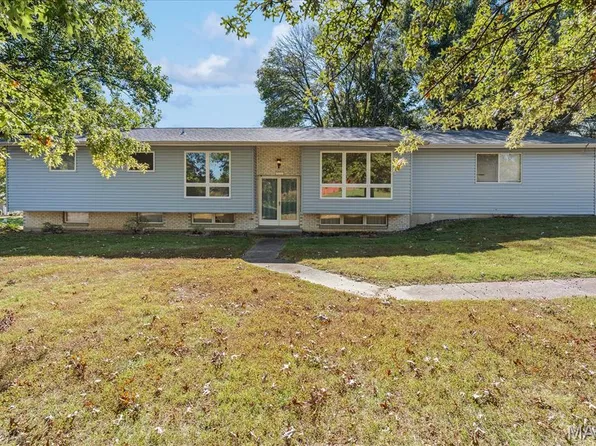 505 Westpark Dr, Columbia, IL 62236