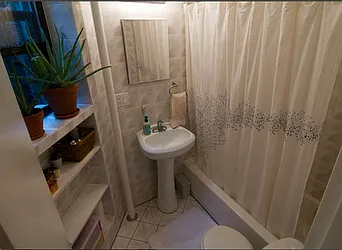 Rented by Warren T Real Estate Corp.