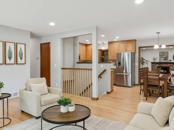 11040 Irwin Ave S, Bloomington, MN 55437