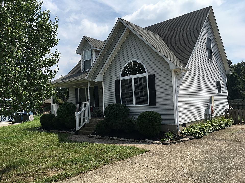 1st image of 351 Lakes Edge Dr