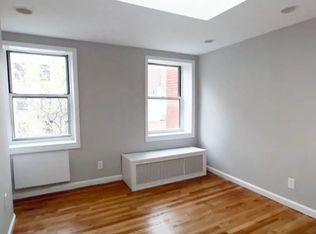 354 E 19th St #1A, New York, NY 10003