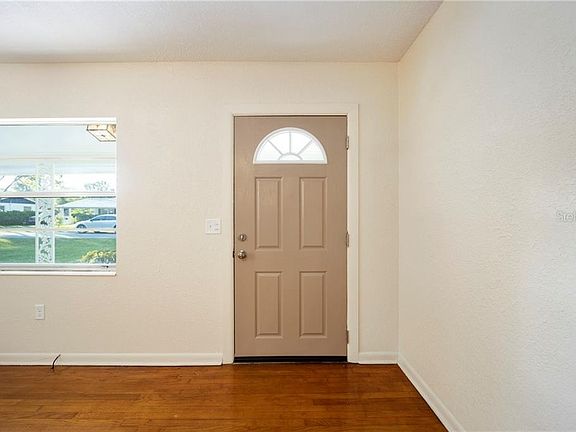 5th image of 5321 SE 108th St