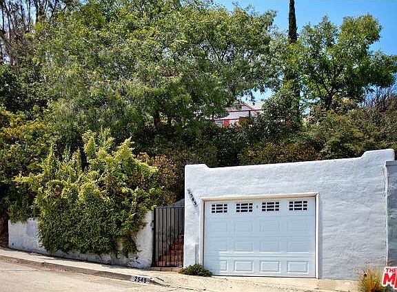 2nd image of 2545 Langdale Ave