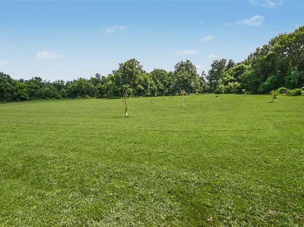 410 Peach St, Locust Grove, OK 74352