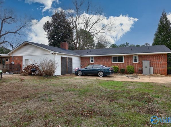 1307 Ridgedale St, Athens, AL 35613