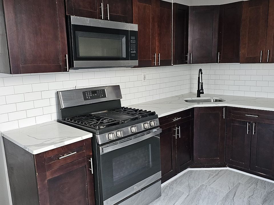 1st image of 408 S 11th St Floor 2