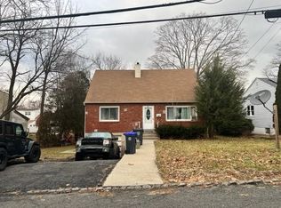 176 Prospect Ave, White Plains, NY 10607