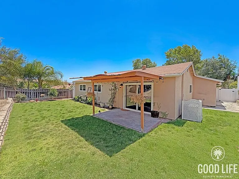 9458 Cathywood Dr — Photo 17