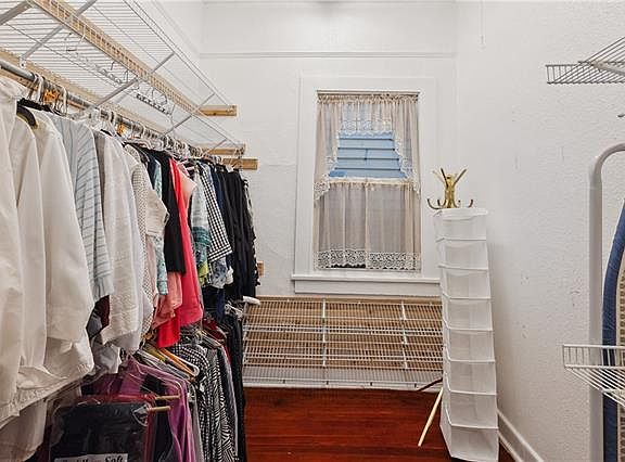 5th image of 4806 Prytania St Unit B