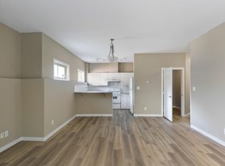 McDougall Lofts, Edmonton, AB T5H 3C2