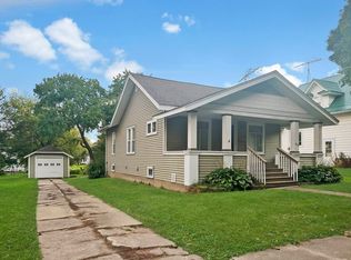 412 E Front Ave, Stockton, IL 61085