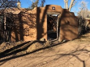 1 Magdalen, Lamy, NM 87540