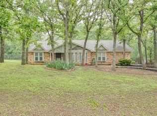 720 Georgia Ave, Burleson, TX 76028