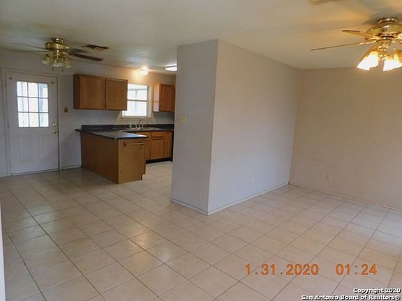 5th image of 609 Hon Ave