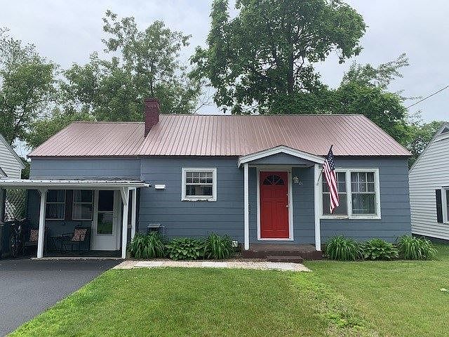 1st image of 48 Putnam Ave