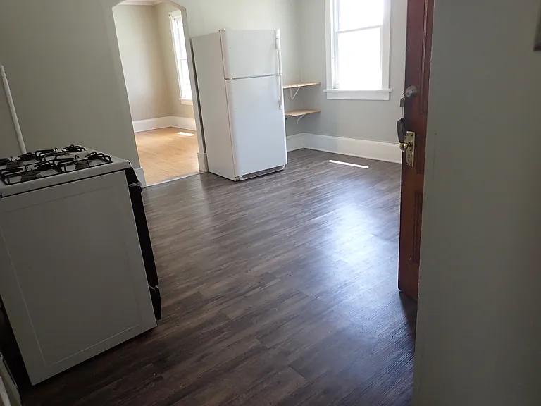 2816 N Fratney St #4 — Photo 16