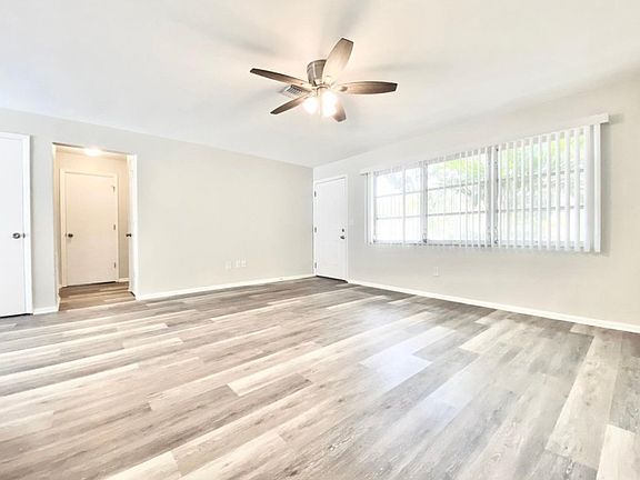 4th image of 531 New York Ave APT B