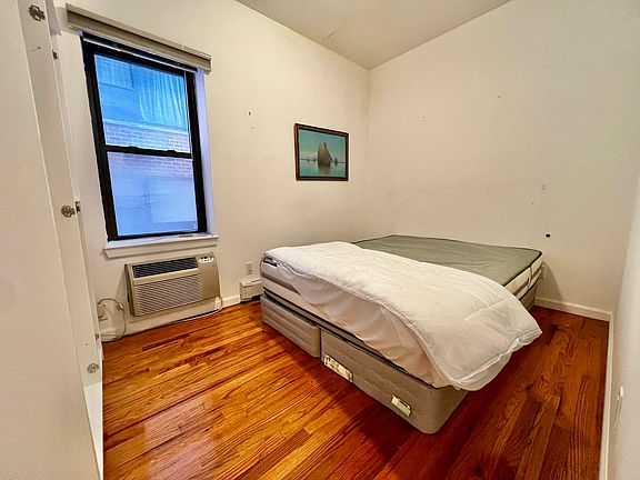 2nd image of 325 E 64th St #305