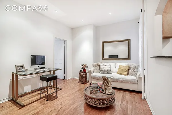 Sold by Compass | media 1
