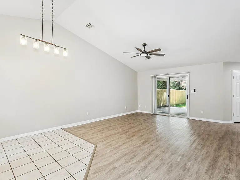 3780 Nobles St — Photo 7