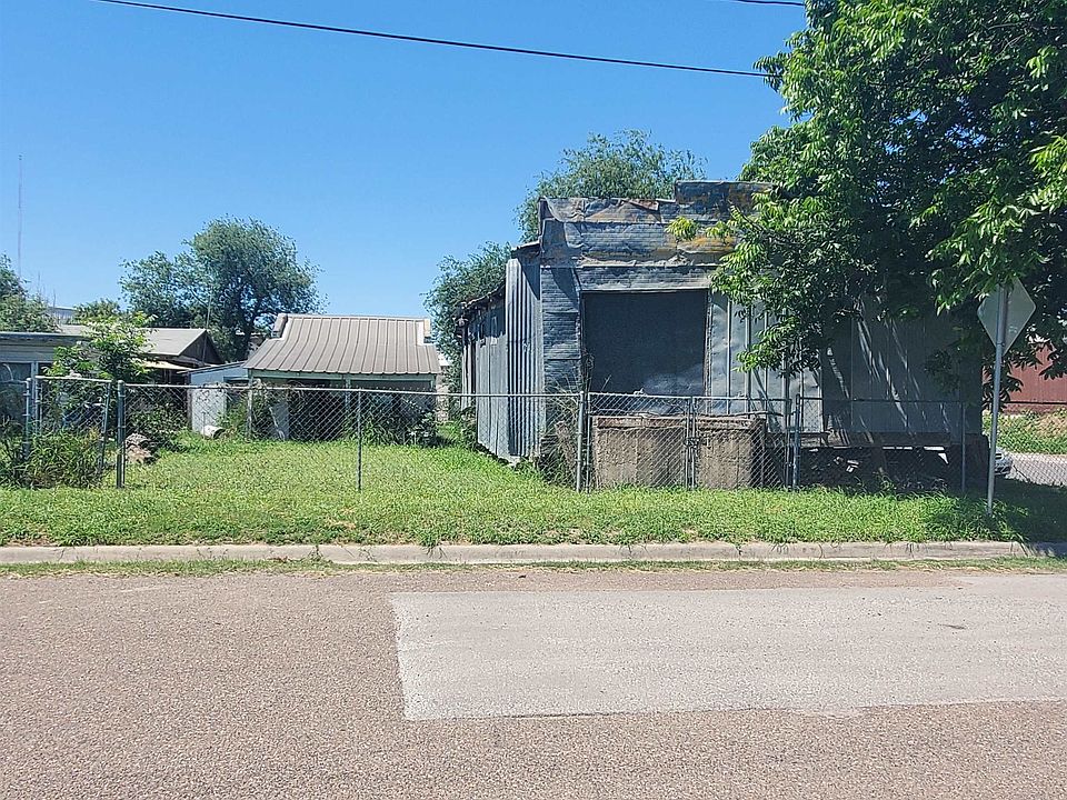 1st image of 2302 Washington St