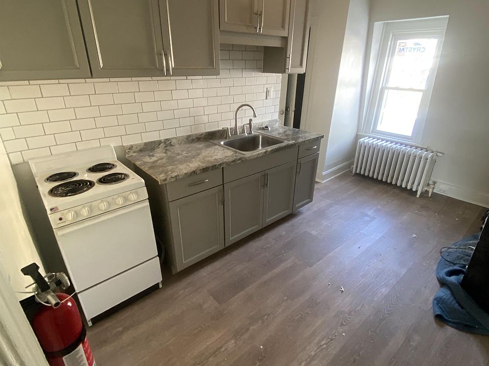 2nd image of 1351 Perkiomen Ave #3