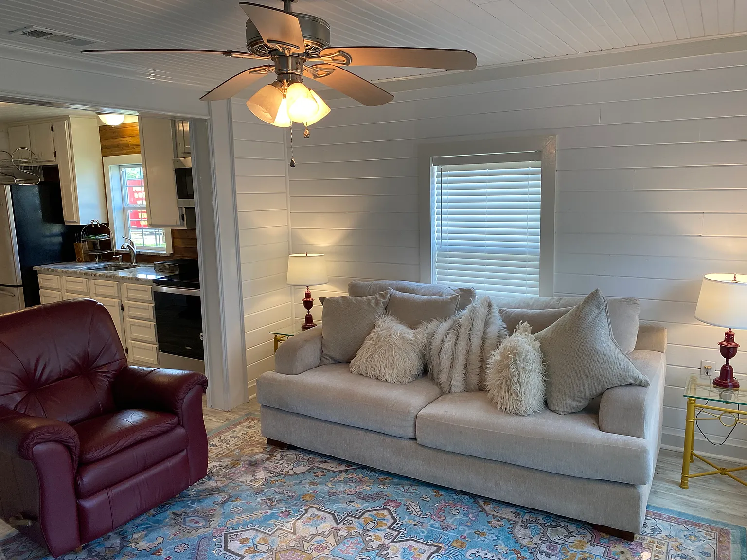 2 bed, 750 sqft, $1,650 — Photo 4