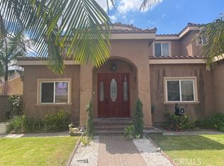 9114 Irwingrove Dr, Downey, CA 90241