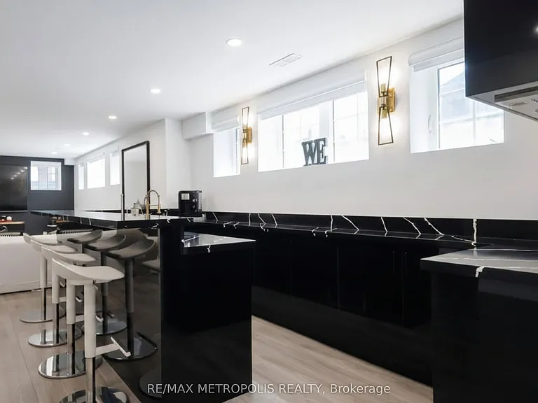 2425 Hibiscus Dr #BASEMENT — Photo 9