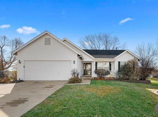 4 Park City Ct, O'Fallon, MO 63368